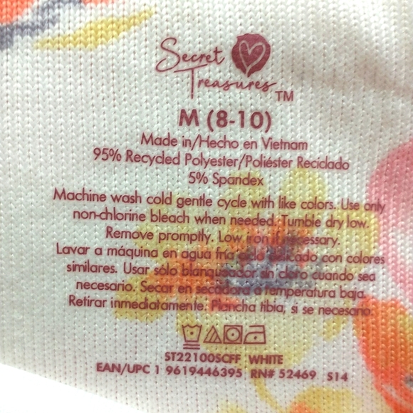 M 8/10  NWT Secret treasures three-piece pajama set with cosmetic bag Ladies - Picture 4 of 6